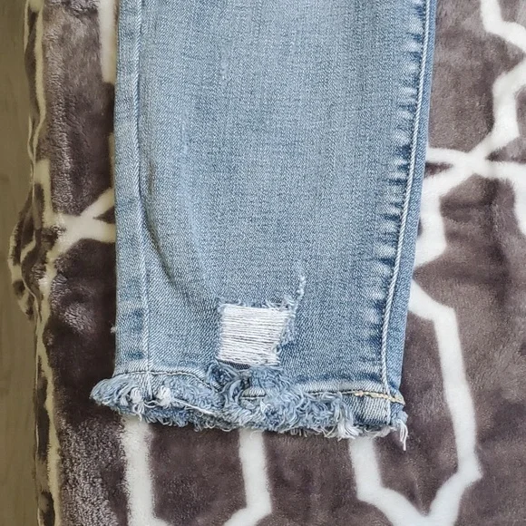 NWT KANCAN MID RISE ANKLE JEANS 👖 - Picture 8 of 12